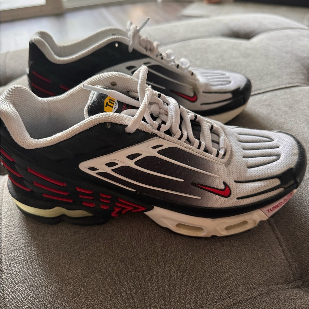 Nike boys air max tn